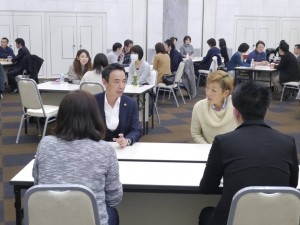 各テーブルでのセッション